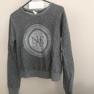 Abercrombie & Fitch grey sweater w/ white design